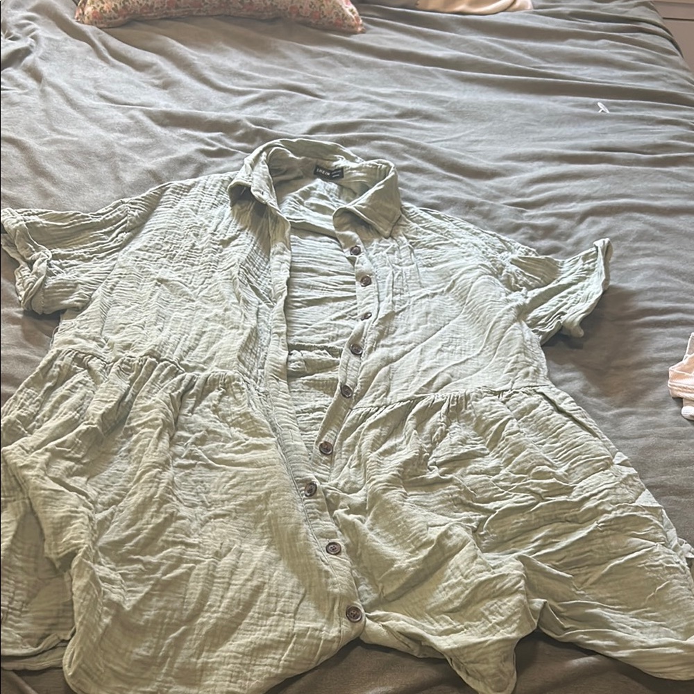 SHEIN Sage Green Linen Top